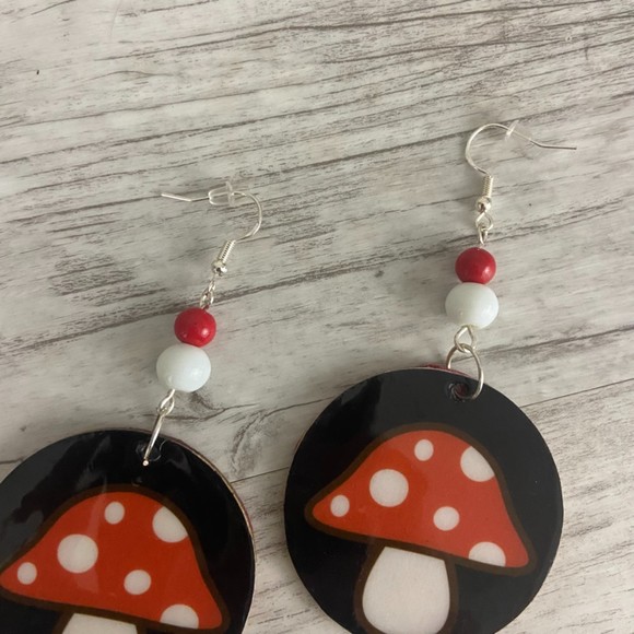 Mushroom Earrings Retro Black Red White Round 2” Dangle Bead French Wire Silver - Picture 2 of 10